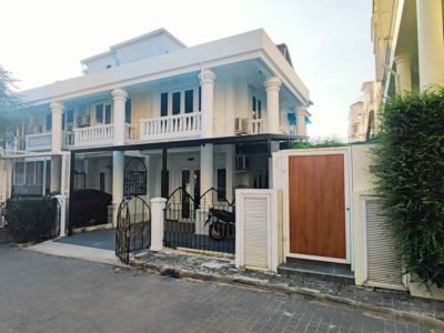 Pekný poschodový dom v Thajsku-Pattaya -1,5 km od pobrežia