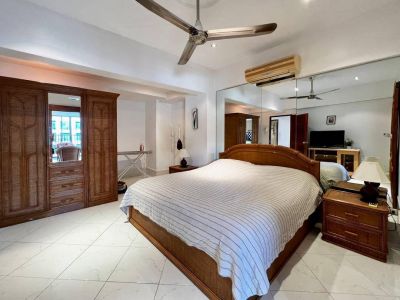 Thajsko-Pattaya- veľký 2 izbový apartmán-Sombat Condotel - 8