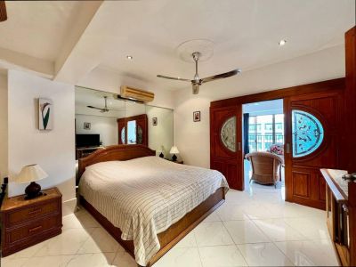 Thajsko-Pattaya- veľký 2 izbový apartmán-Sombat Condotel - 10