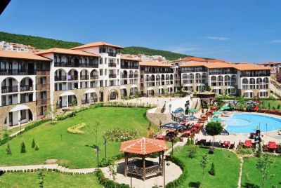Apartmán 3+kk s bazénom Sveti Vlas-Bulharsko
