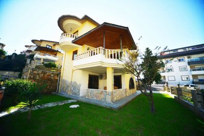Zariadená 5 izbová vila len 700 metrov od pláže, Alanya - Kestel APM