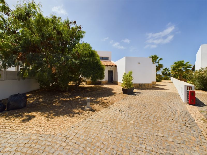 6 izbová vila s bazénom MELIÃ Dunas Beach Resort & Spa, Kapverdy - 14