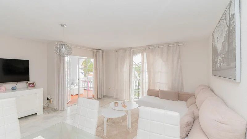 Apartmán na predaj pri Marbelle, Andaluzia - 3