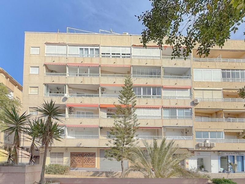 Apartmán 4+1 s terasou Torrevieja-Španielsko - 2