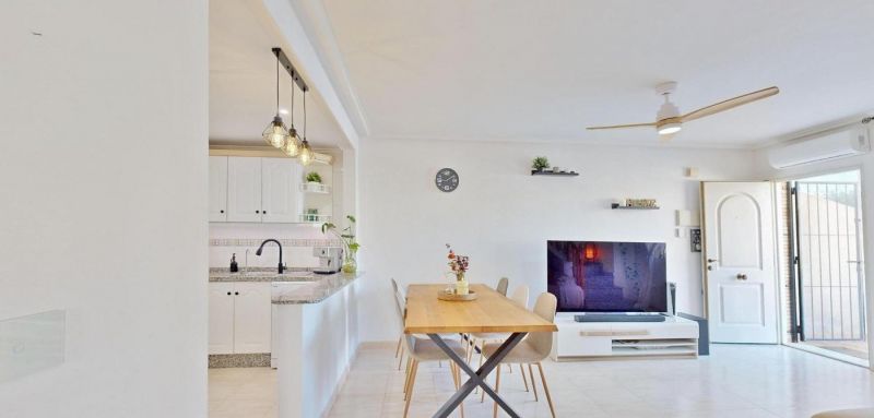 Dvojpodlažný dom 4+1 Orihuela Costa-Villamartin, Španielsko - 2