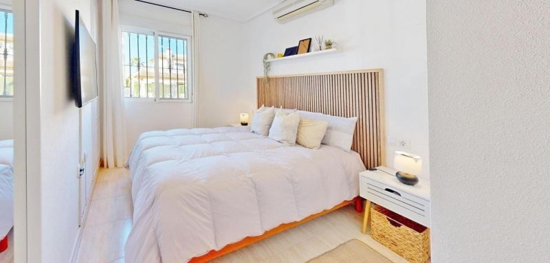 Dvojpodlažný dom 4+1 Orihuela Costa-Villamartin, Španielsko - 6