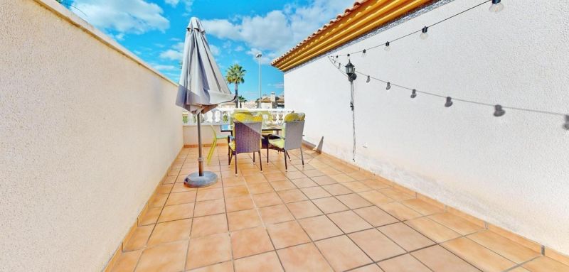 Dvojpodlažný dom 4+1 Orihuela Costa-Villamartin, Španielsko - 11