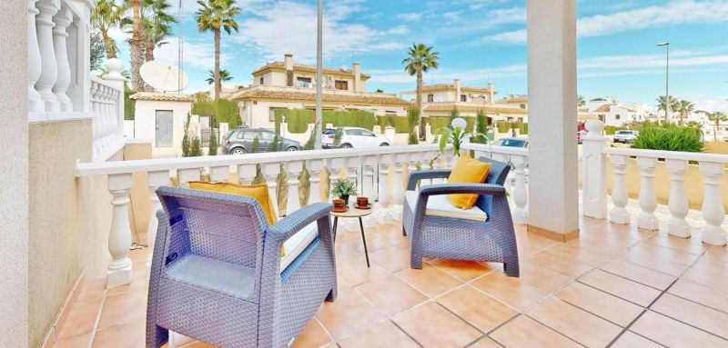 Dvojpodlažný dom 4+1 Orihuela Costa-Villamartin, Španielsko - 12