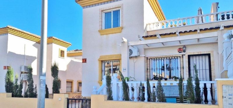 Dvojpodlažný dom 4+1 Orihuela Costa-Villamartin, Španielsko - 15