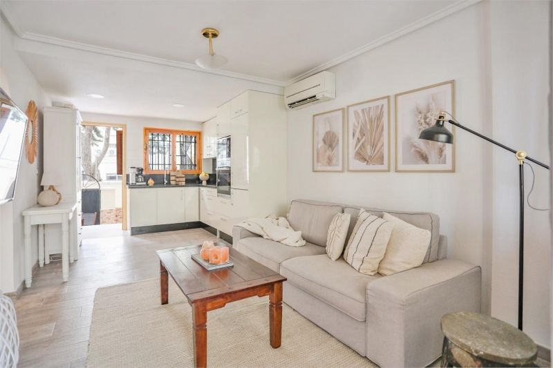 Radový dom 4+kk s terasou, Torrevieja-La Mata, Španielsko - 5