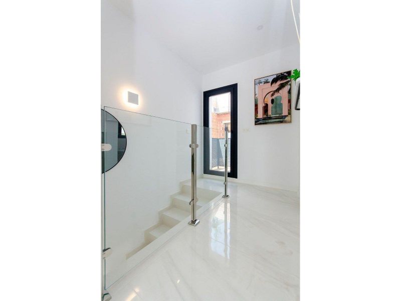 Luxusný dom 4+kk s bazénom, Torrevieja-Los Montesinos, Španielsko - 13