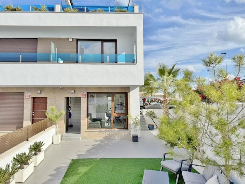 Mezonetový dom 4+kk s bazénom, Torrevieja-Los Balcones, Španielsko - 1