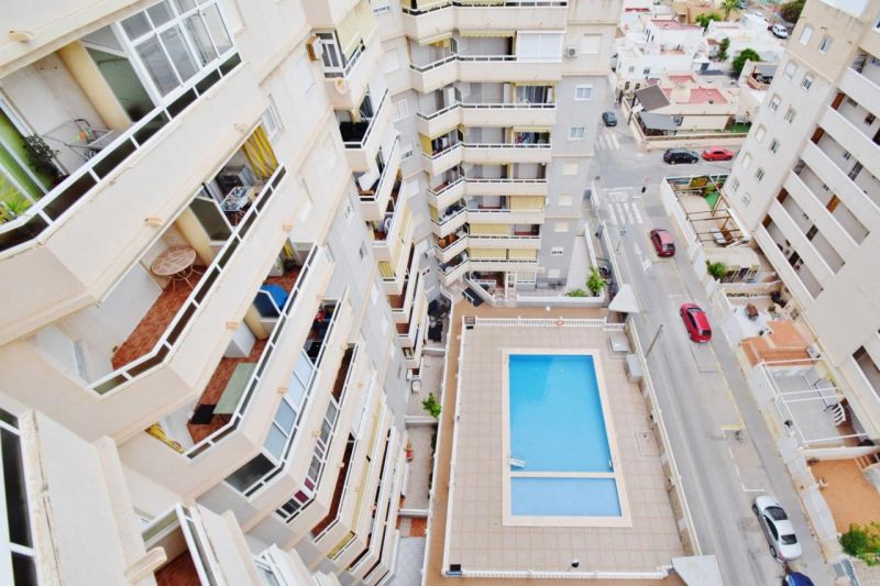 Apartmán 4+kk s bazénom a terasou Torrevieja-Španielsko - 20