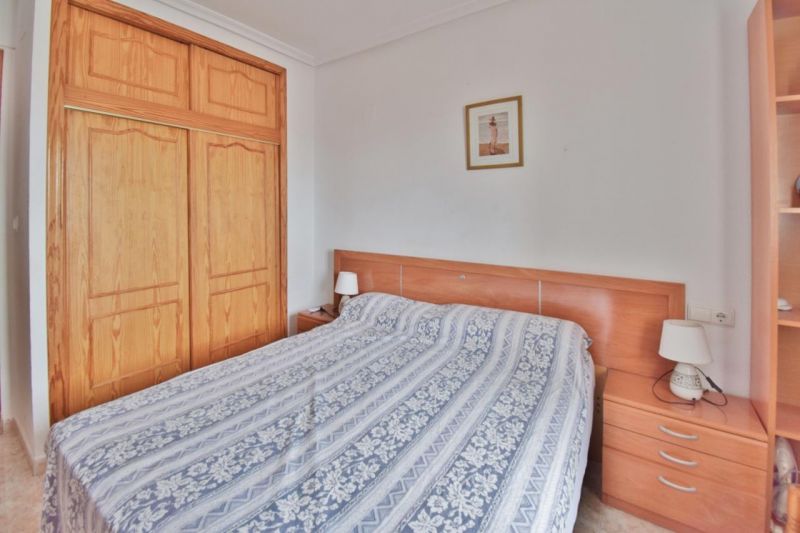 Apartmán 4+kk s bazénom a terasou Torrevieja-Španielsko - 7