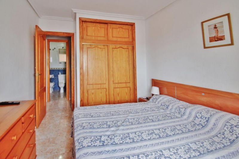 Apartmán 4+kk s bazénom a terasou Torrevieja-Španielsko - 9