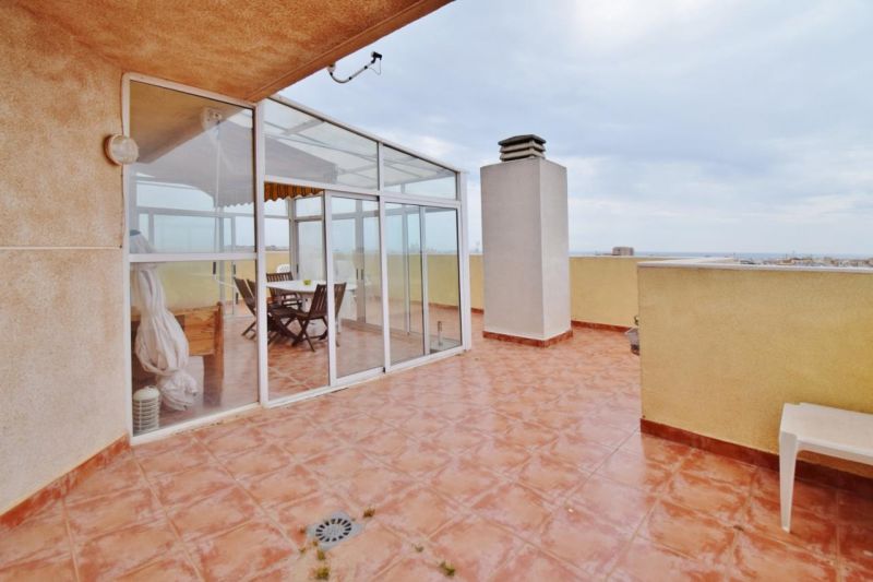 Apartmán 4+kk s bazénom a terasou Torrevieja-Španielsko - 18