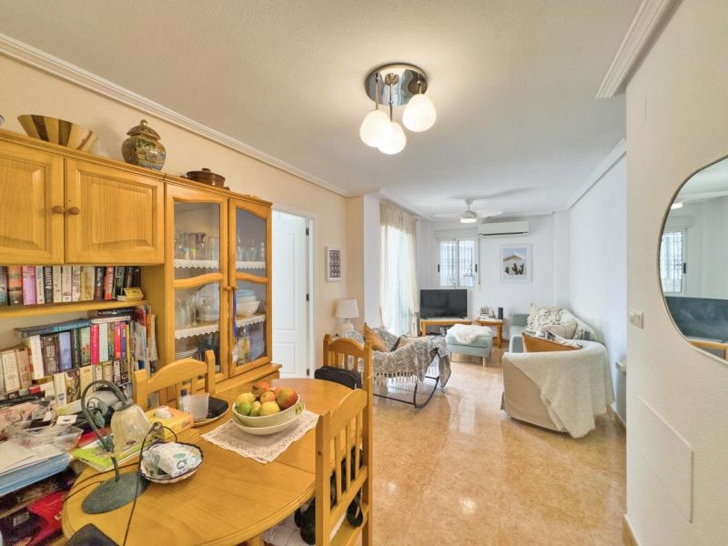 Apartmán 4+kk s bazénom a terasou Torrevieja-La Mata, Španielsko - 2