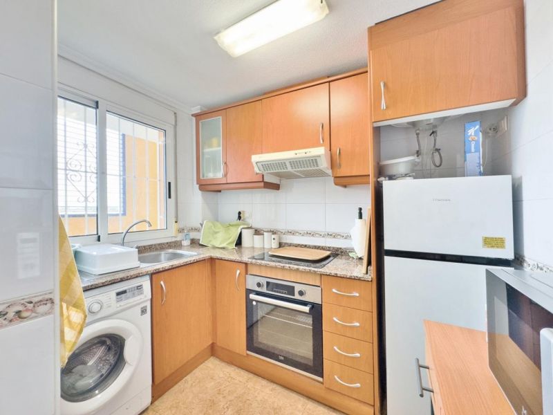 Apartmán 4+kk s bazénom a terasou Torrevieja-La Mata, Španielsko - 4