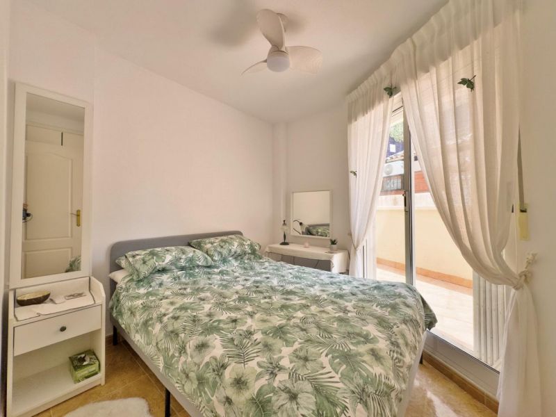 Apartmán 4+kk s bazénom a terasou Torrevieja-La Mata, Španielsko - 6