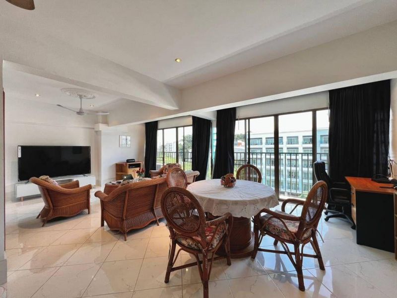 Thajsko-Pattaya- veľký 2 izbový apartmán-Sombat Condotel - 4