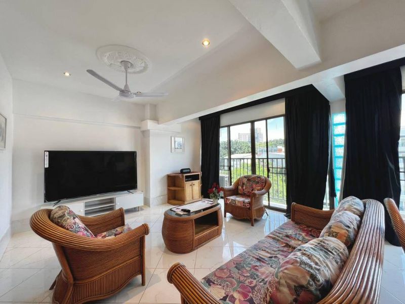 Thajsko-Pattaya- veľký 2 izbový apartmán-Sombat Condotel - 7