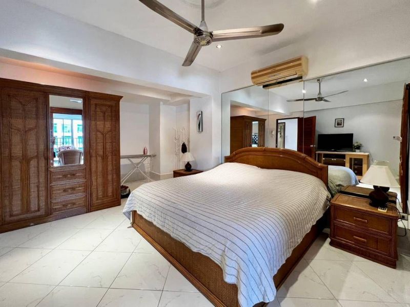 Thajsko-Pattaya- veľký 2 izbový apartmán-Sombat Condotel - 8