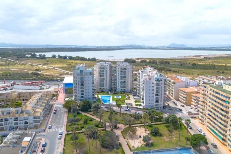 Apartmán 3+kk s terasou a bazénom Torrevieja-La Mata, Španielsko - 19