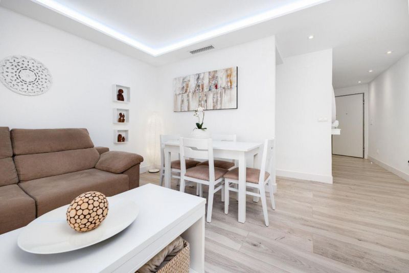 Lukratívny apartmán 4+1 s balkónom Torrevieja-Španielsko - 7