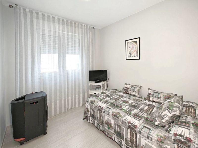 Apartmán 4+kk s balkónom Torrevieja-Playa del Cura, Španielsko - 14