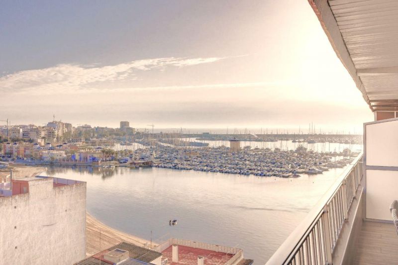 Apartmán 4+kk s balkónom a bazénom Torrevieja-Playa del Acequion, Španielsko - 1