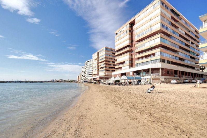 Apartmán 4+kk s balkónom a bazénom Torrevieja-Playa del Acequion, Španielsko - 19