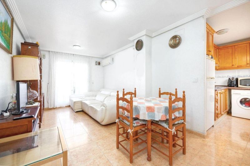 Apartmán 4+kk s balkónom Torrevieja-Curva del Palangre, Španielsko - 2