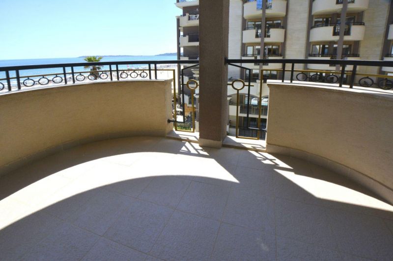 Lukratívny apartmán 2+kk s bazénom Slnečné pobrežie-Bulharsko - 14