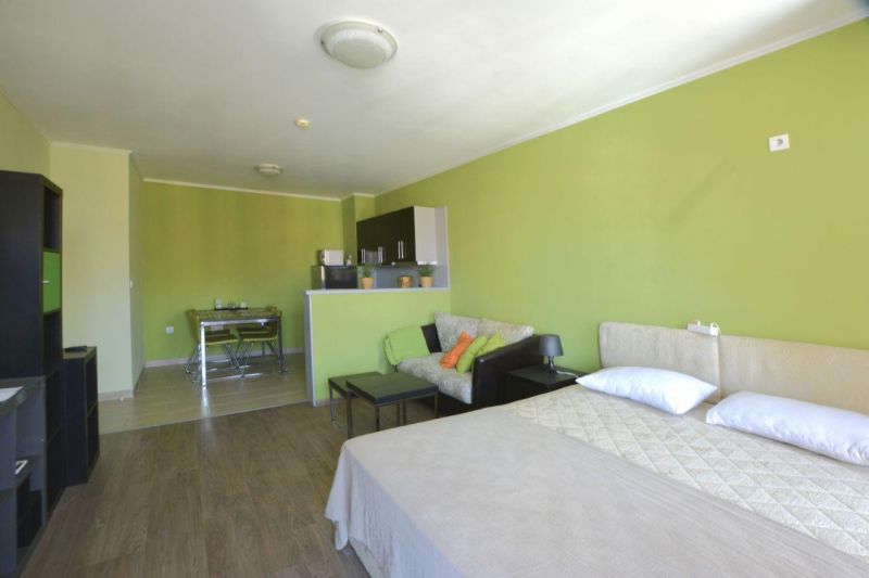 Apartmán 2+kk s balkónom a bazénom Aheloy-Bulharsko - 3