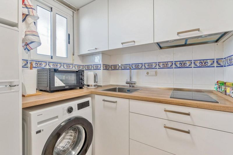 Apartmán 3+kk s balkónom a bazénom Torrevieja-Španielsko - 5