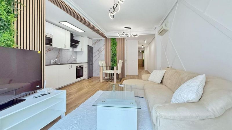 Apartmán 3+kk s balkónom Torrevieja-Španielsko - 1