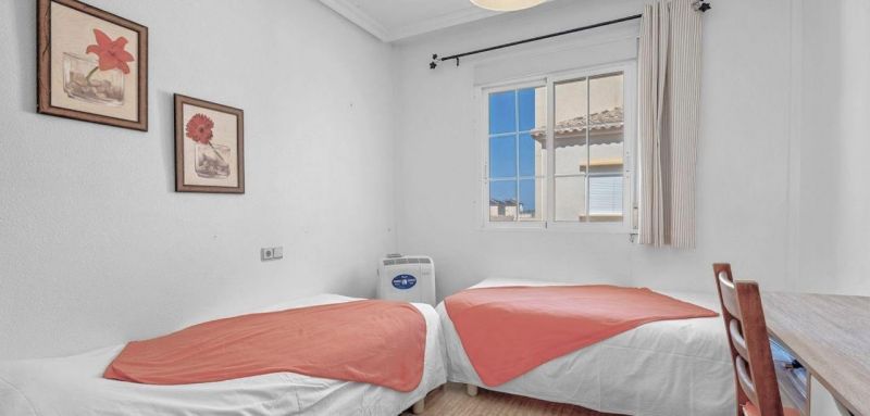 Apartmán 3+kk s bazénom Orihuela-Cabo Roig, Španielsko - 13