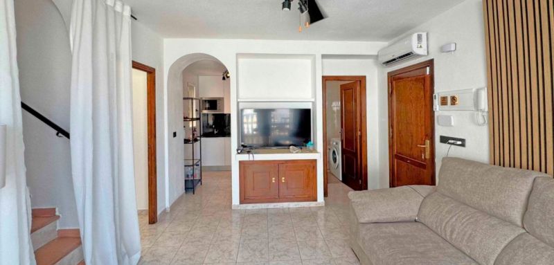 Dom 4+kk s bazénom a terasou Torrevieja-La Mata, Španielsko - 16