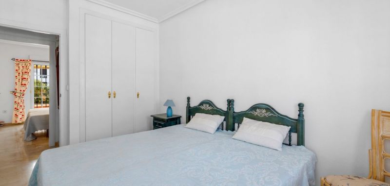 Radový dom 3+kk s bazénom Orihuela Costa, Španielsko - 14