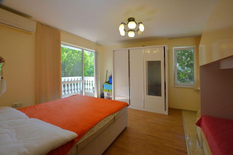 Apartmán 3+kk s balkónom a bazénom Slnečné Pobrežie, Bulharsko - 9