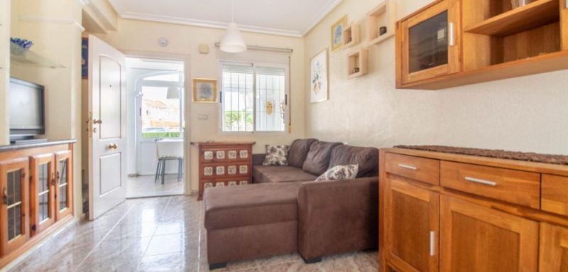 Radový dom 3+kk s bazénom Orihuela Costa, Španielsko - 2