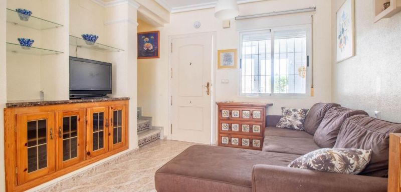 Radový dom 3+kk s bazénom Orihuela Costa, Španielsko - 4