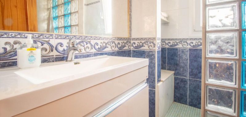 Radový dom 3+kk s bazénom Orihuela Costa, Španielsko - 12