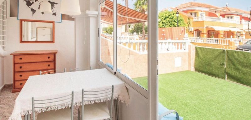 Radový dom 3+kk s bazénom Orihuela Costa, Španielsko - 14