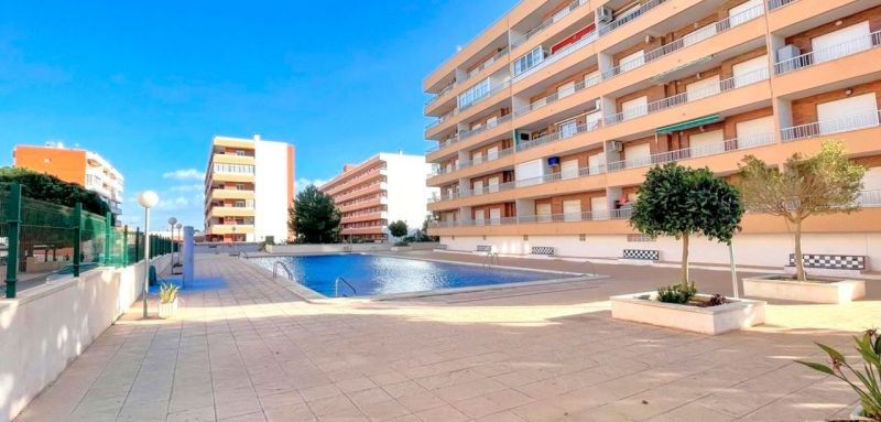 Moderný apartmán 3+kk Alicante-Punta Prima, Španielsko - 1