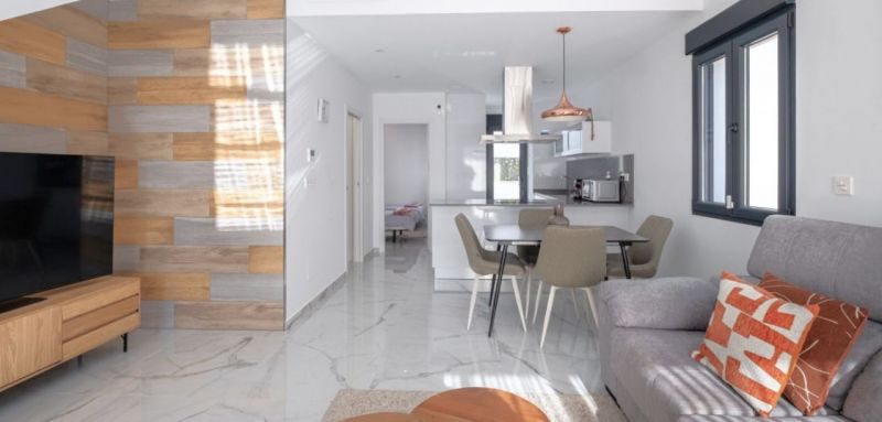 Modrený 2 podlažný dom 4+kk s bazénom, Torrevieja-Španielsko - 2