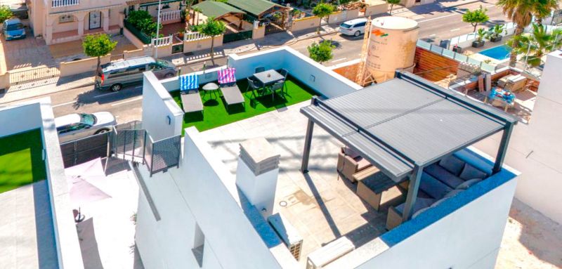 Modrený 2 podlažný dom 4+kk s bazénom, Torrevieja-Španielsko - 22