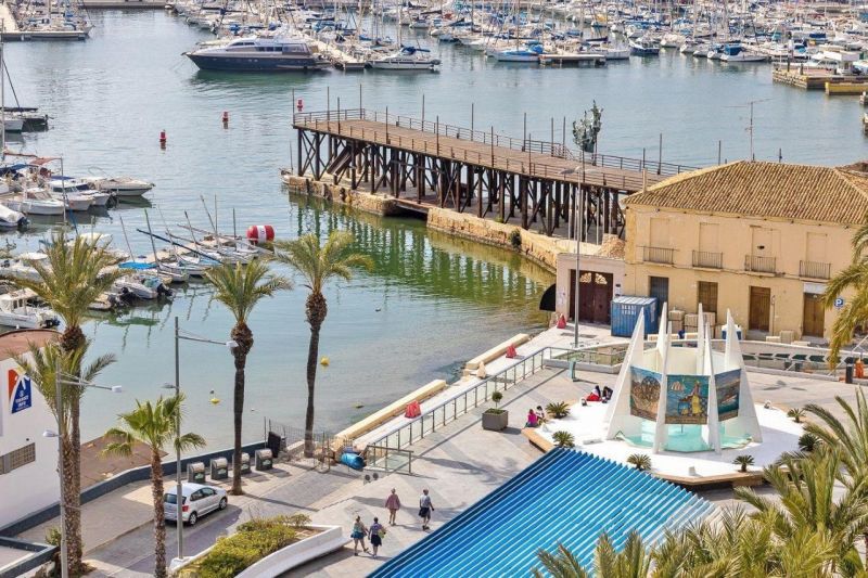 Apartmán 2+kk s balkónom Torrevieja-Playa del Cura, Španielsko - 14