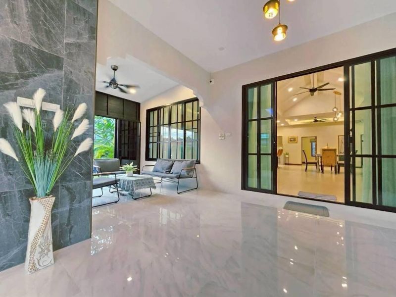 5 izbová vila s bazénom v Thajsku-Pattaya-jazero Map Prachan - 4