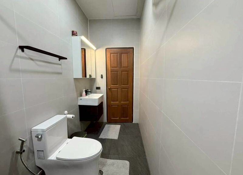 Thajsko-Pattaya-4 izbová vila s bazénom-Chaiyaphruek 2rd. - 10